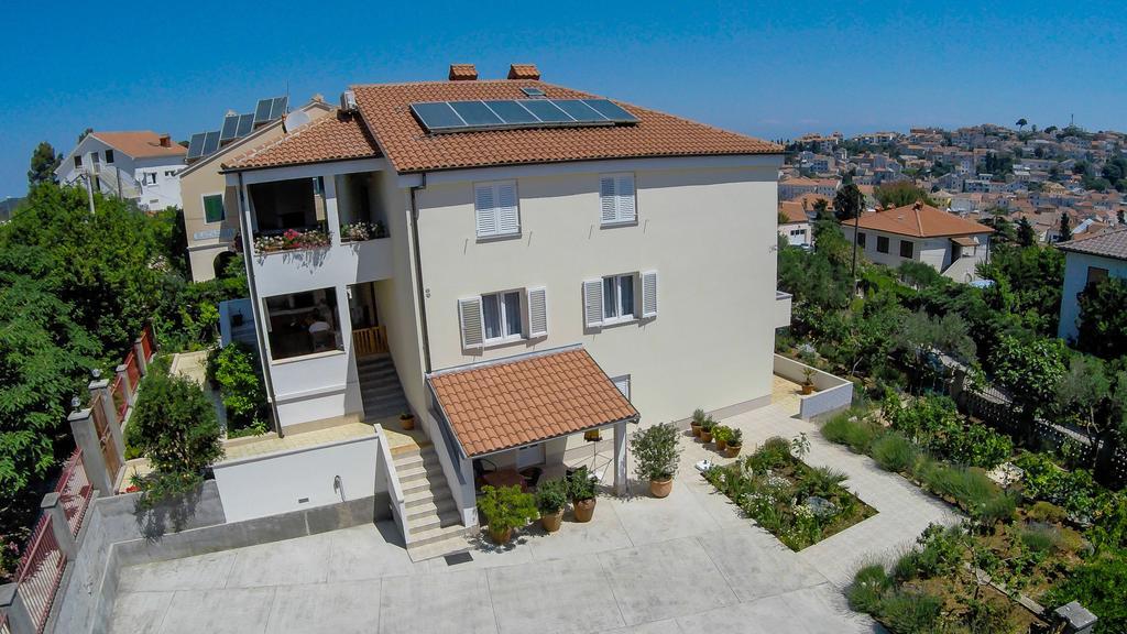Apartmani Dorita Mali Lošinj Dış mekan fotoğraf