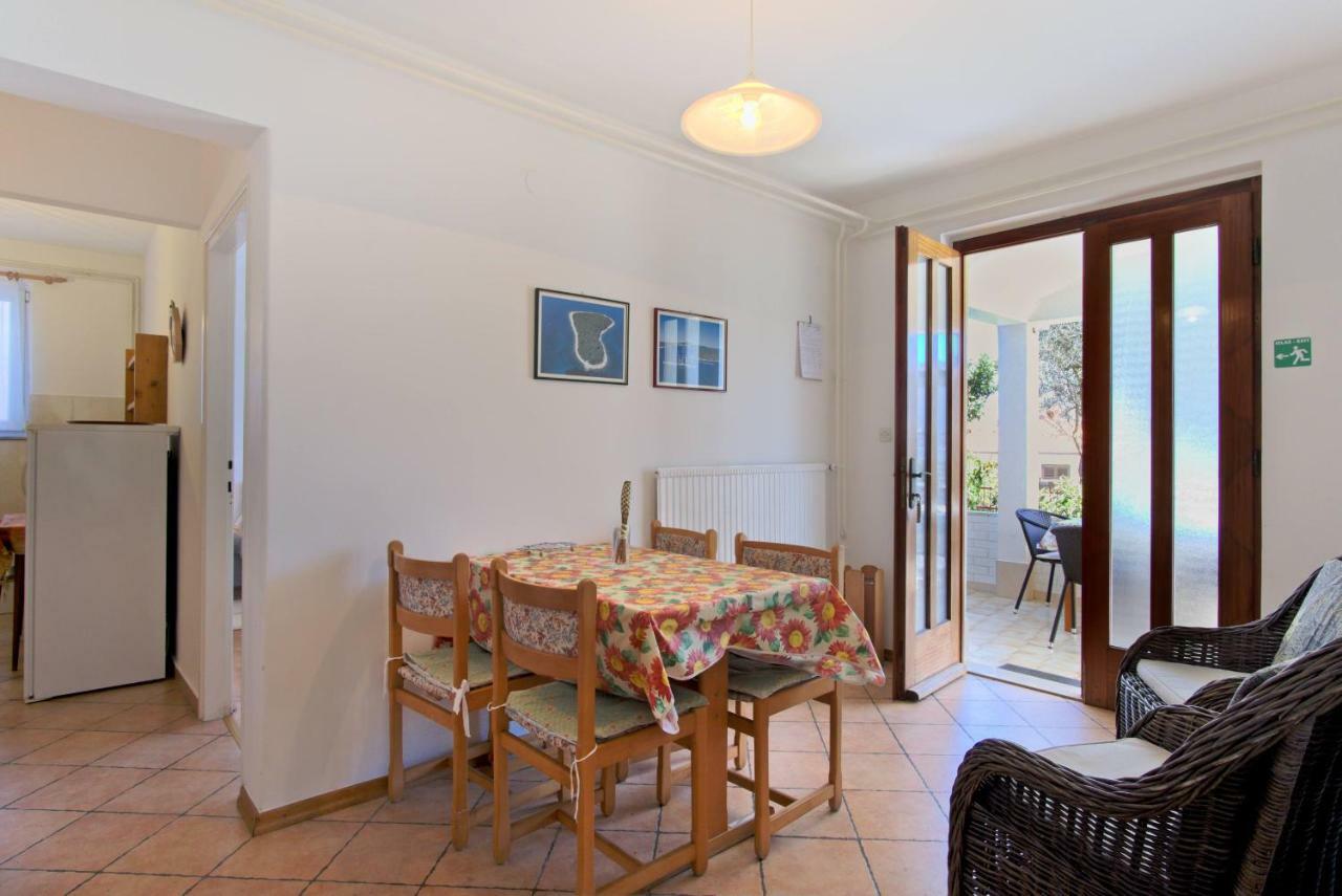 Apartmani Dorita Mali Lošinj Dış mekan fotoğraf