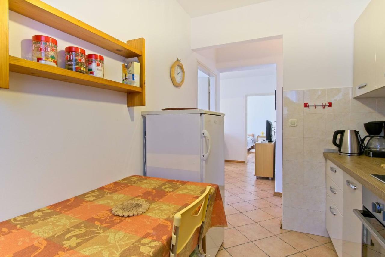 Apartmani Dorita Mali Lošinj Dış mekan fotoğraf